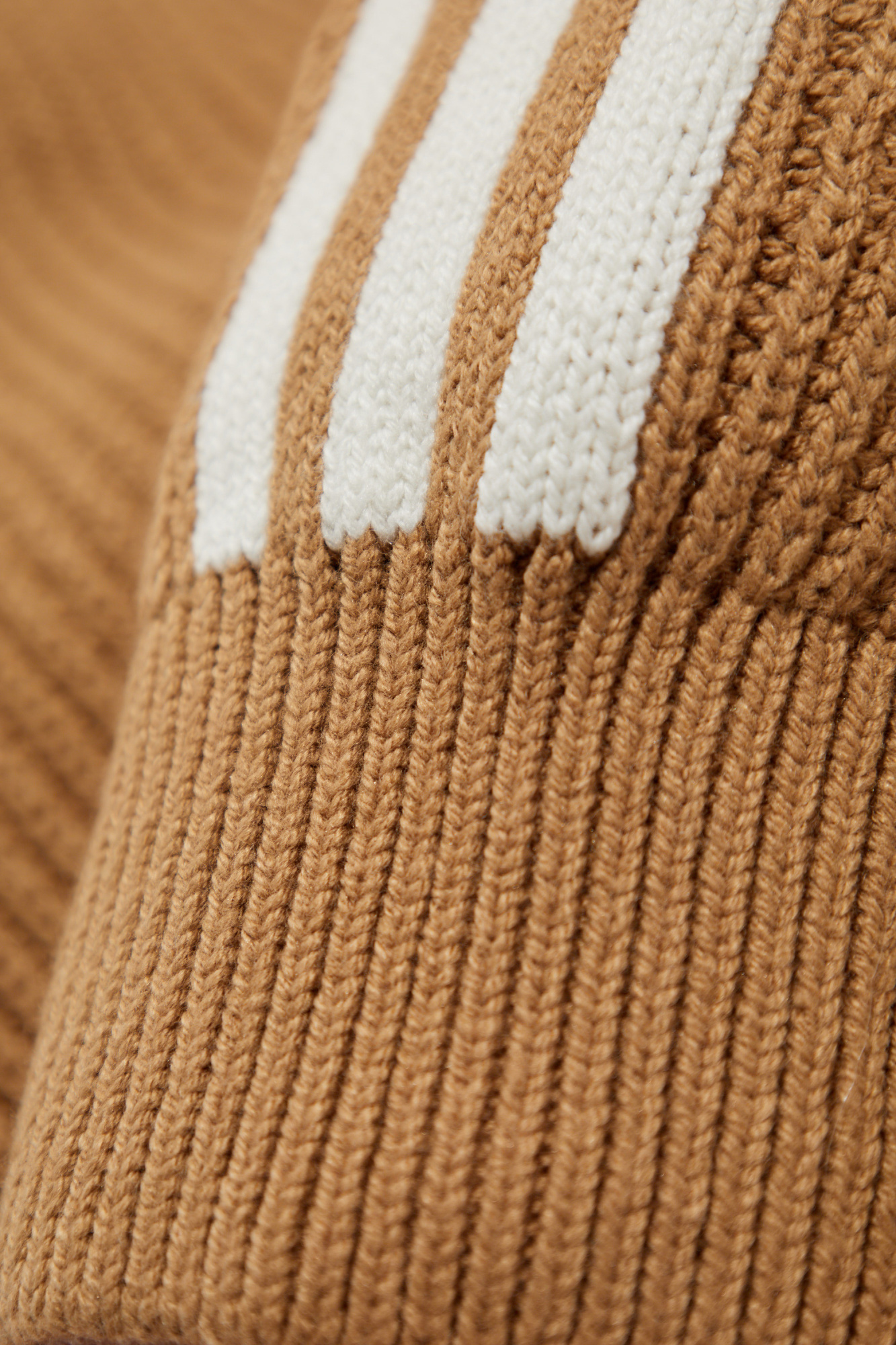 ADIDAS Originals Sweater with a zip-up collar | Women's | Vitkac